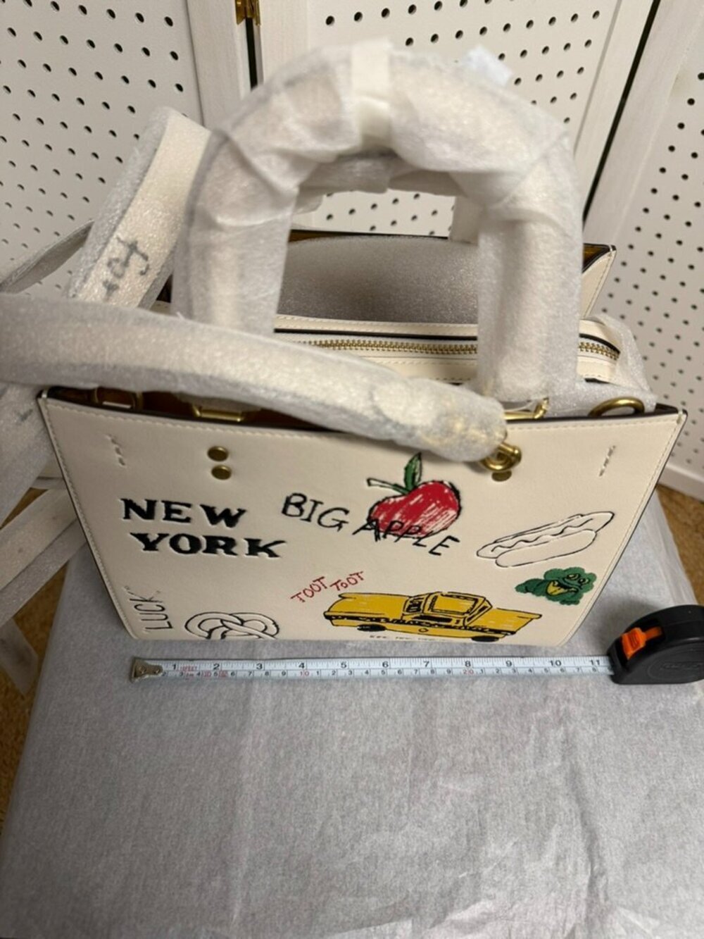 COACH Rogue 25 Leather Satchel Bag Sketch Print New York Chalk White Crossbody - Picture 9 of 11